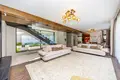 4 bedroom Villa 660 m² Muratpasa, Turkey
