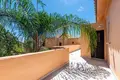 Wohnung 3 Schlafzimmer 230 m² Estepona, Spanien