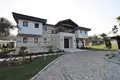 9 bedroom house 800 m² Kusadasi, Turkey