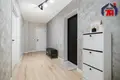 Mieszkanie 2 pokoi 77 m² Mińsk, Białoruś