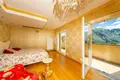 4 bedroom apartment 204 m² Mezzegra, Italy