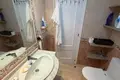 Дом  Ориуэла, Испания