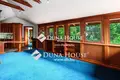 Villa 5 bathrooms 376 m² in Budapest, Hungary