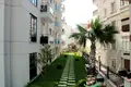 Квартира 1 комната 154 м² Кючюкчекмедже, Турция