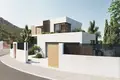 Haus 4 Schlafzimmer 235 m² Dos Hermanas, Spanien