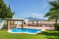 Haus 3 Schlafzimmer 210 m² Dos Hermanas, Spanien