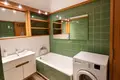 Mieszkanie 4 pokoi 74 m² Poznań, Polska