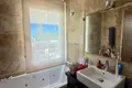 4 bedroom house 270 m² Dos Hermanas, Spain