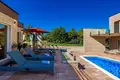 Villa de tres dormitorios 208 m² Rabac, Croacia