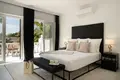 5 bedroom house 335 m² Dos Hermanas, Spain