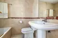 Mieszkanie 3 pokoi 141 m² Casares, Hiszpania