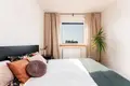 2 bedroom apartment 81 m² Warsaw, Poland