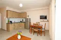 Apartamento vacacional con vistas al mar y alquiler diario en Vlora, al sur de Albania