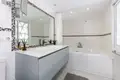 Mieszkanie 2 pokoi 112 m² Marbella, Hiszpania