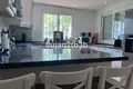 Wohnung 4 Schlafzimmer 216 m² San Pedro Alcantara, Spanien