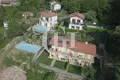 2 bedroom apartment 85 m² Argegno, Italy