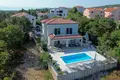 6-Schlafzimmer-Villa 283 m² Omisalj, Kroatien