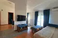 Apartamento 5 habitaciones  Budva, Montenegro