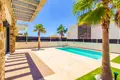 Villa de tres dormitorios 158 m² Torrevieja, Španjolska