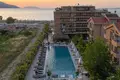 Apartamento vacacional de lujo en alquiler diario junto a la playa y con piscina en Radhima Vlora, Albania