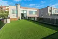 4 bedroom Villa 500 m² Aydinpinar, Turkey
