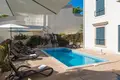 Casa 10 habitaciones 448 m² Split Dalmatia County, Croacia