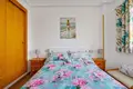 Mieszkanie 2 pokoi 65 m² Torrevieja, Hiszpania