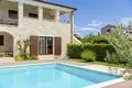 Haus 3 Schlafzimmer 216 m² Vodnjan, Kroatien