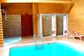 Коммерческое помещение 560 м² Сходница, Украина