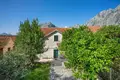 4 bedroom Villa 181 m² Dobrota, Montenegro