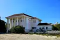 6-Schlafzimmer-Villa 1 050 m² Larnaka, Zypern