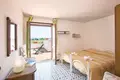5 bedroom villa 300 m² Briatico, Italy