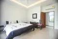 Villa de tres dormitorios 440 m² Chalong, Tailandia