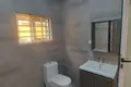 Дом 3 спальни  Аккра, Гана