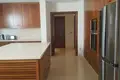 Haus 7 Schlafzimmer 1 550 m² Lakatamia, Zypern