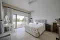5 bedroom house 270 m² Dos Hermanas, Spain