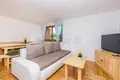 Дом 4 комнаты 106 м² Opcina Plaski, Хорватия