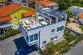 Дом 3 спальни 180 м² Трогир, Хорватия