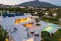 Willa 7 pokojów 676 m² Marbella, Hiszpania