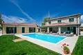 villa de 5 dormitorios 230 m² Grad Porec, Croacia
