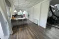 Dom 4 pokoi 240 m² w Nikozja, Cypr