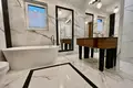 Haus 6 zimmer 300 m² Lomianki, Polen