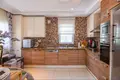 villa de 5 dormitorios 300 m² Incekum, Turquía