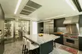 Villa de 4 dormitorios 750 m² Si Sunthon, Tailandia