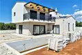 4 bedroom Villa 198 m² Grad Porec, Croatia