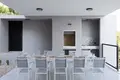 4 bedroom house 175 m² Grad Omis, Croatia