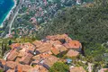 Complejo residencial First-class residential complex with a swimming pool, a garden and panoramic sea views in Eze, Cote d'Azur, France