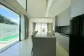 Villa de tres dormitorios 225 m² Karon, Tailandia