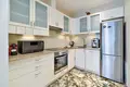 Apartamento 2 habitaciones 76 m² en Varsovia, Polonia