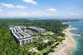 Wohnkomplex New residential complex of villas and apartments on the ocean shore in Nusa Dui, Bali, Indonesia